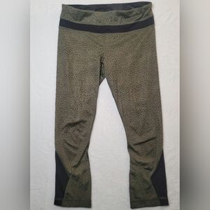 Lululemon Run Inspire Crop II Full-On Luxtreme Mesh 6 Dottie Green Black W6B70S